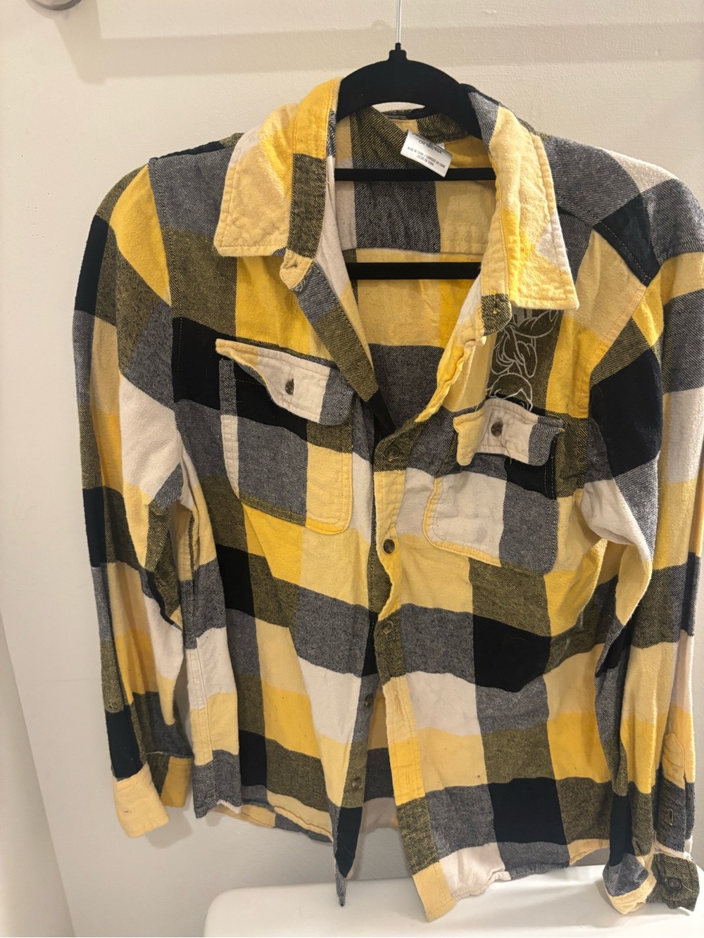 Disney Pluto Yellow Black Gray Plaid Disney World Button-Down Shirt (runs small)